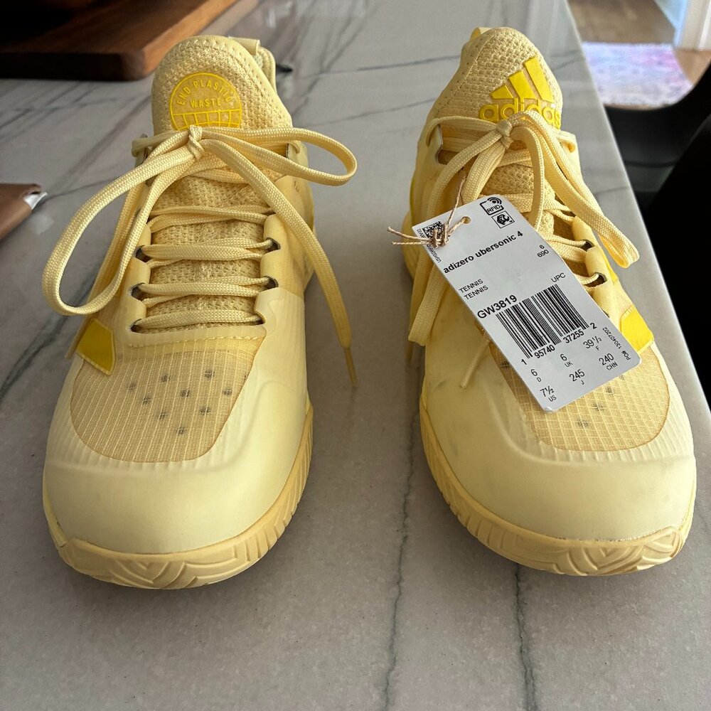 Adidas Adizero Ubersonic 4.0 - Size 7.5